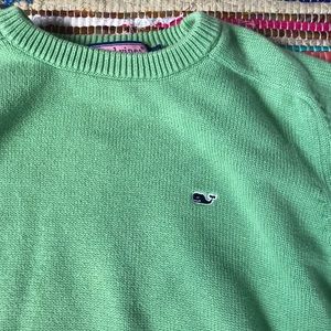 Vineyard Vine sweater